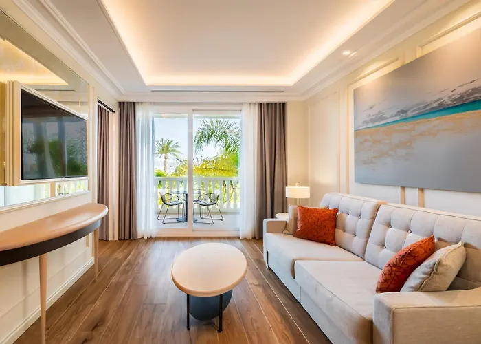 Barcelo Palms 5*