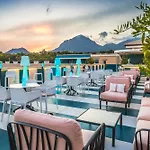 Barcelo Palms Hotel