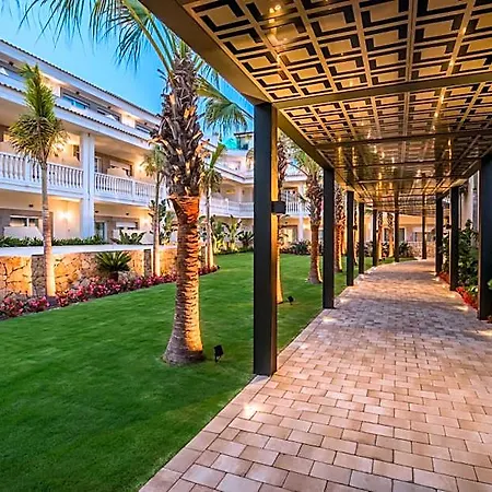 Barcelo Palms - Adults Recommended ホテル 5*