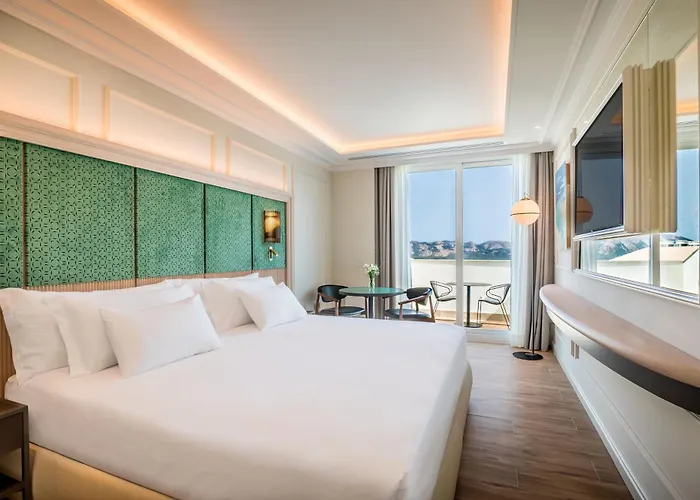 Barcelo Palms Hotel 5*