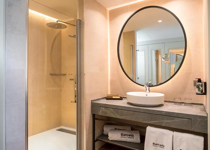 Szálloda Barcelo Palms 5*